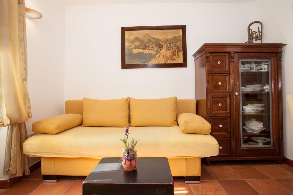 Apartments Linda Makarska Chambre photo